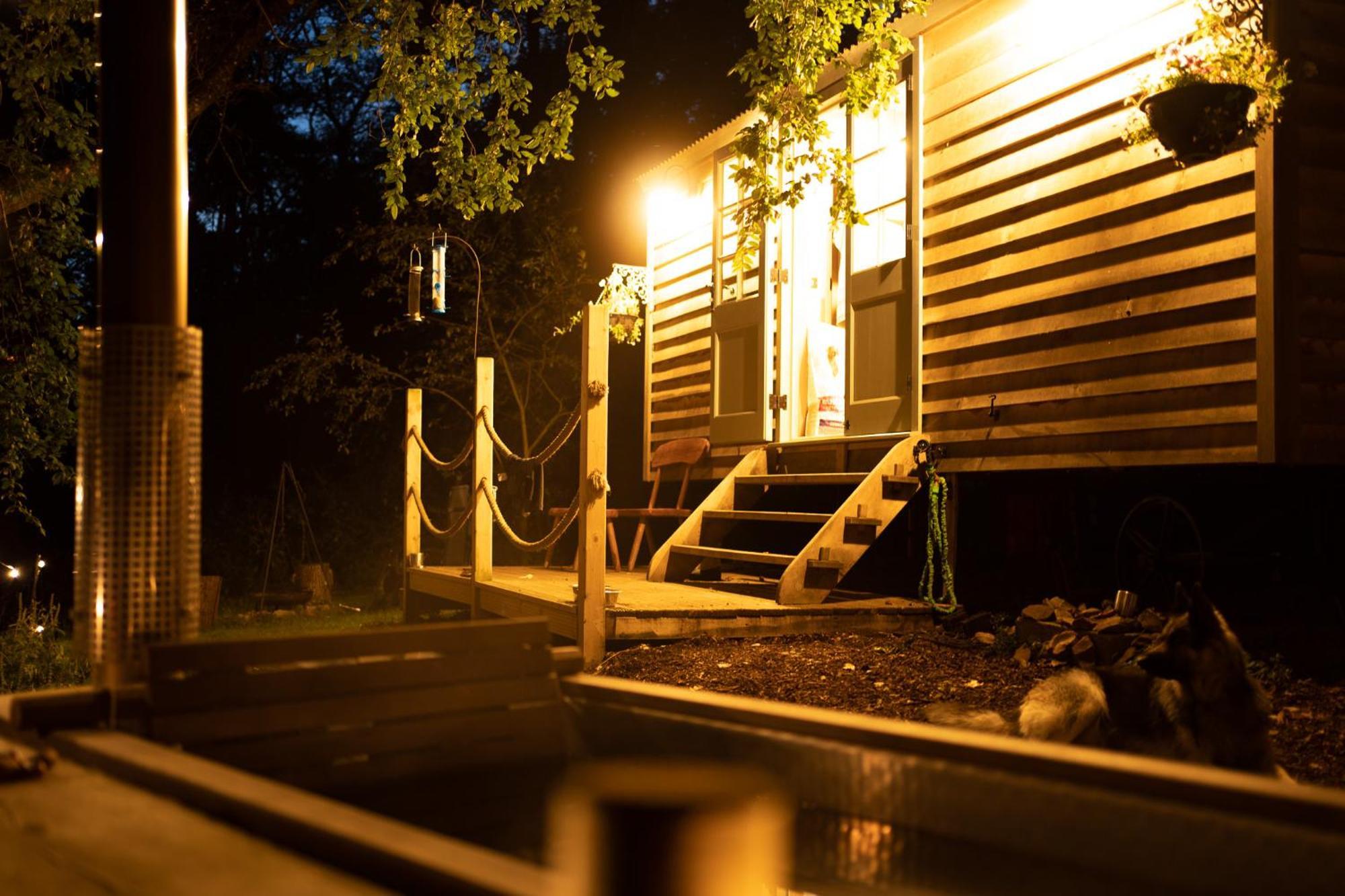 Somerset Shepherds Huts Winsham Exterior photo