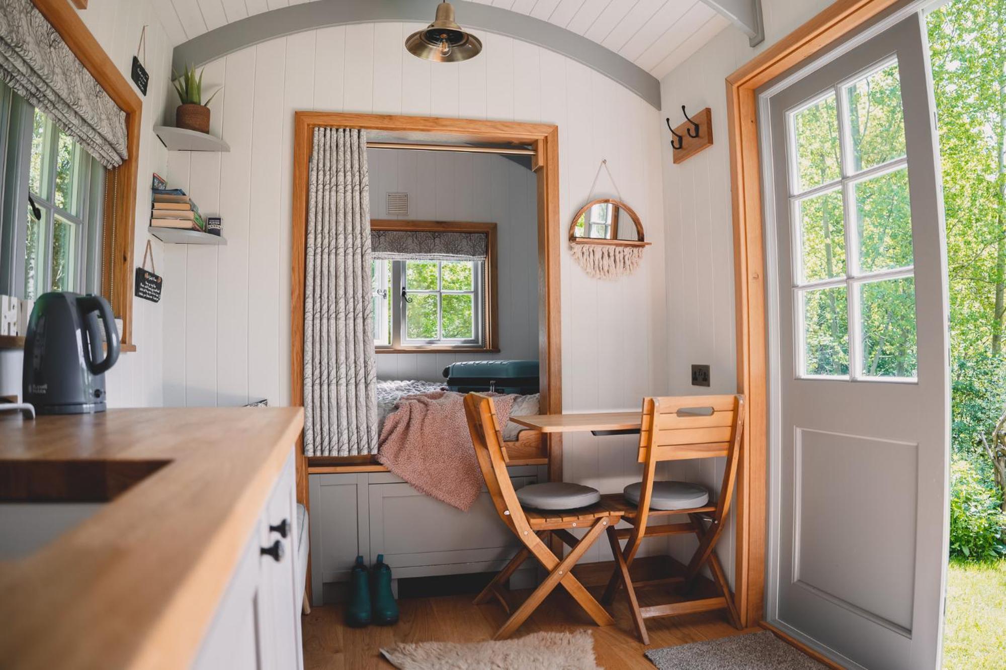Somerset Shepherds Huts Winsham Exterior photo